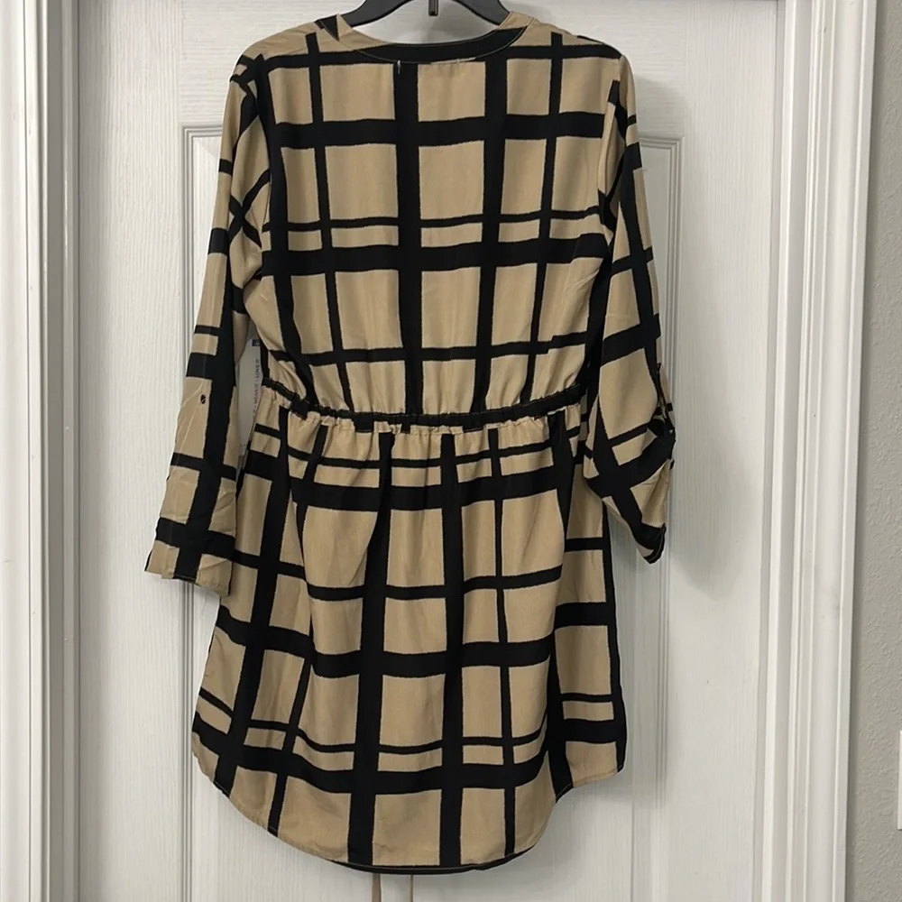 NWT Almost Famous Dress. Size XL. Black & Tan. - Picture 4 of 4